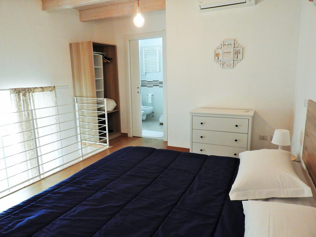 Arco Della Neve Guest House Бари Экстерьер фото